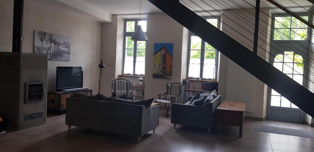 Bed and Breakfast La Cour Saint Louis Castelnau-Montratier Exterior foto